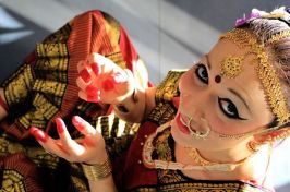 sueñodemaya-maia-backstage